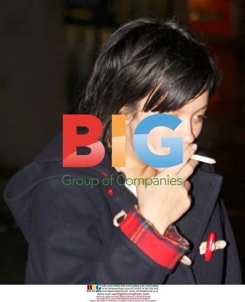 Lily Allen out shopping in London