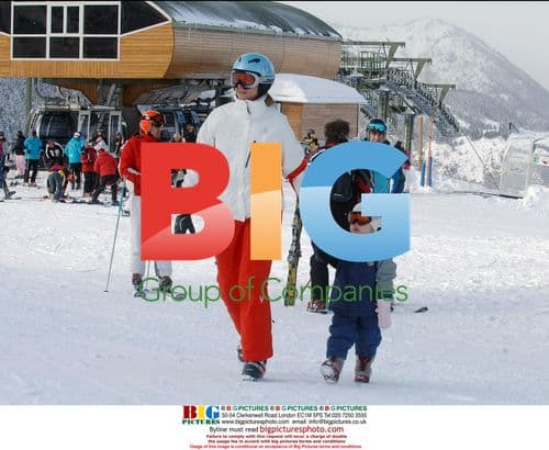 Princess Elena and Family Enjoy the Snow