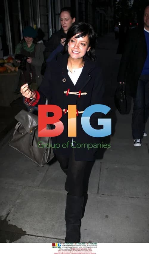 Lily Allen out shopping in London