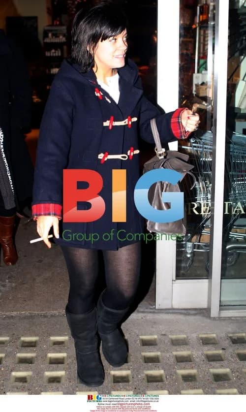 Lily Allen out shopping in London