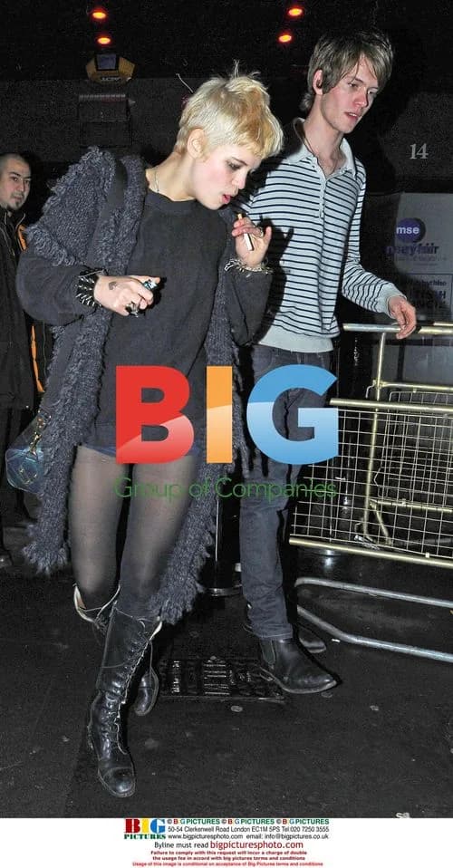 Pixie Geldof and mystery man fuel marriage rumors
