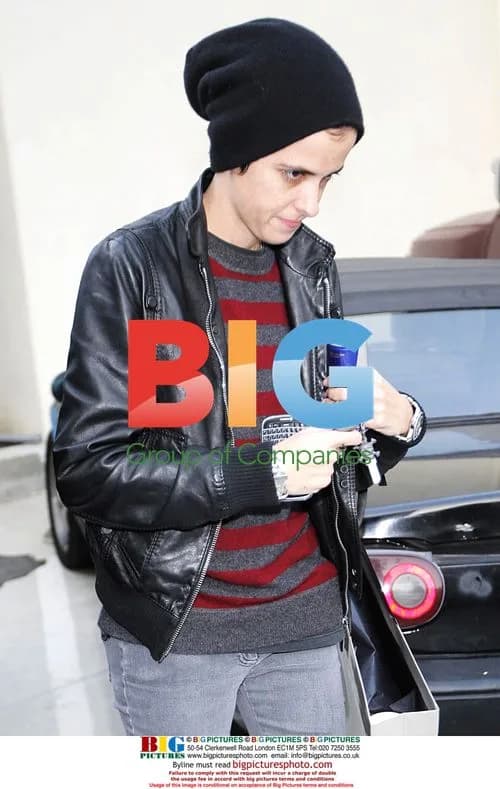 Samantha Ronson leaves Christian Dior store