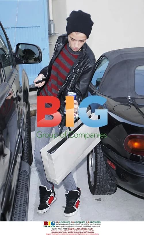 Samantha Ronson Leaves Christian Dior Store