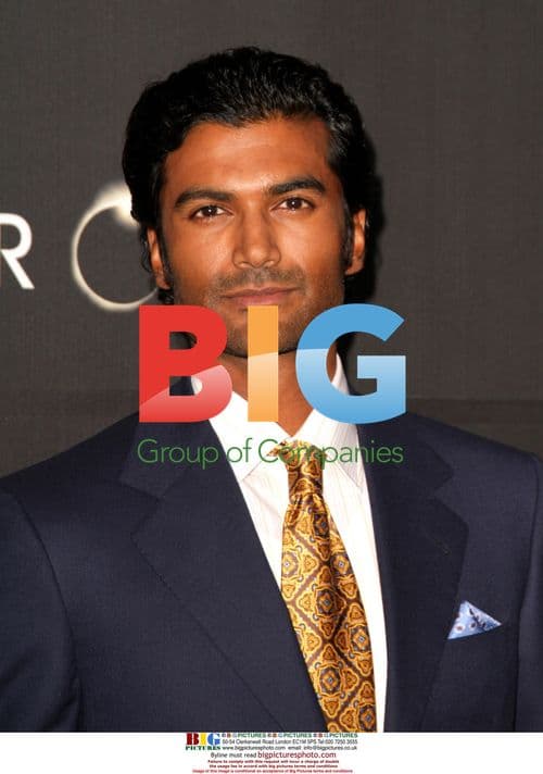 Sendhil Ramamurthy at 'Heroes' Premiere