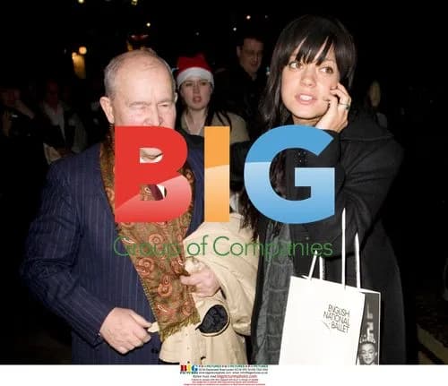 Lily Allen and Grandfather Leave Ballet