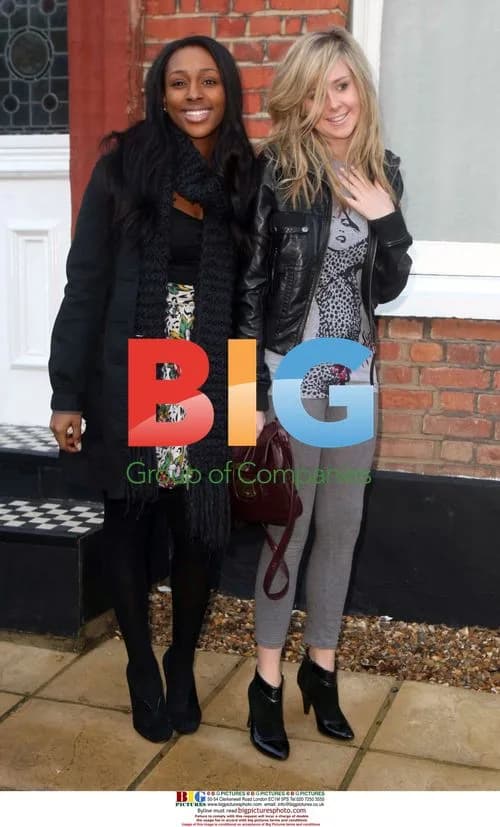 X Factor Finalists leave North London house