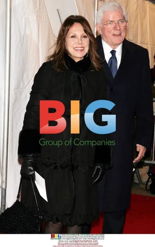 Marlo Thomas & Phil Donohue at "Doubt" Premiere