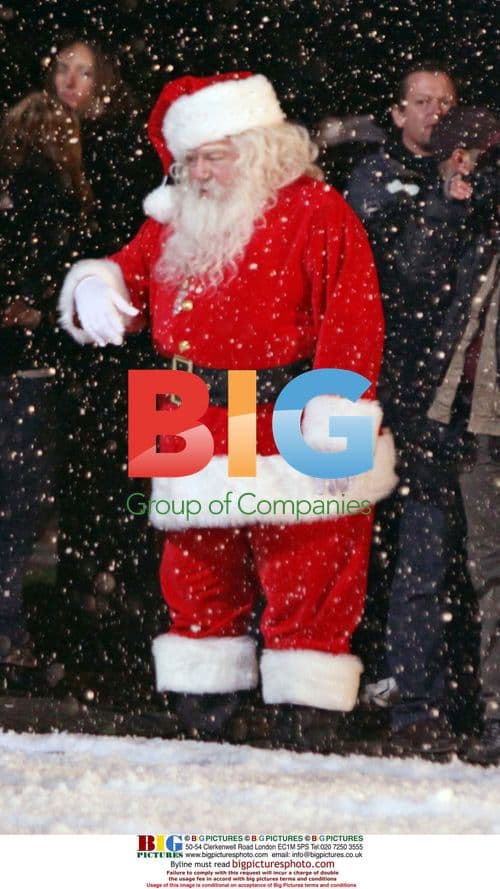 George Wendt as Santa Claus on SANTA BUDDIES set