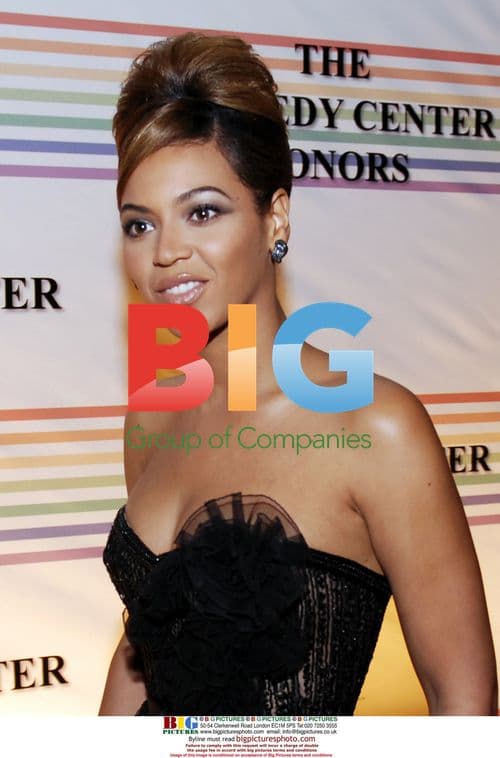 Beyoncé Arrives at Kennedy Center Honors