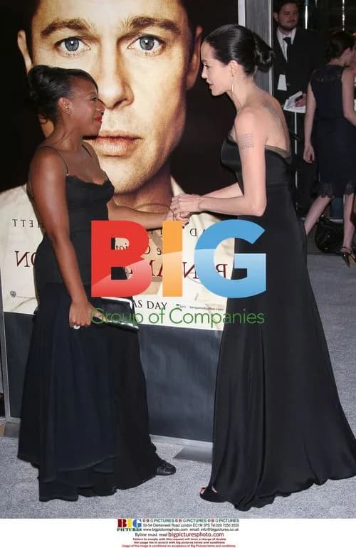 Marianne Jean-Baptiste and Angelina Jolie at 'Benjamin Button' Premiere