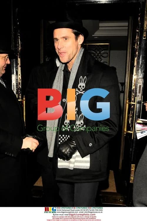 Jim Carrey leaving dinner in London
