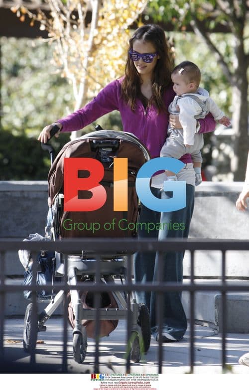 Jessica Alba and daughter Honor at park