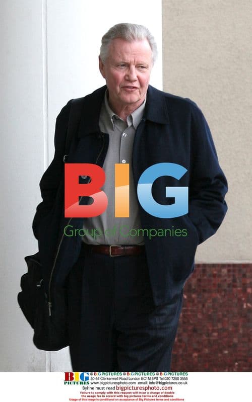 Jon Voight strolls in Beverly Hills