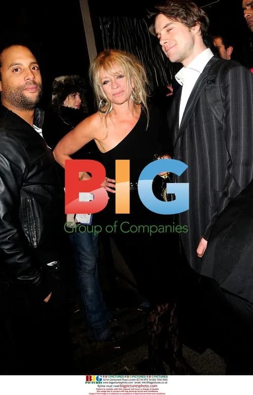 Jo Wood leaving London nightclub