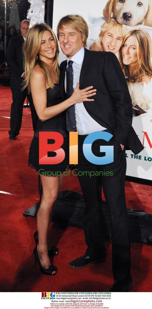 Jennifer Aniston and Owen Wilson at "Marley & Me" Premiere