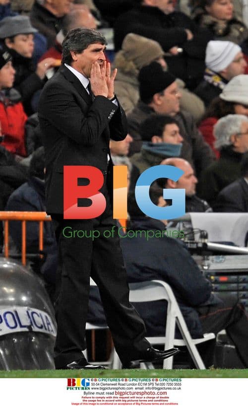 Juande Ramos at Real Madrid vs Zenith match