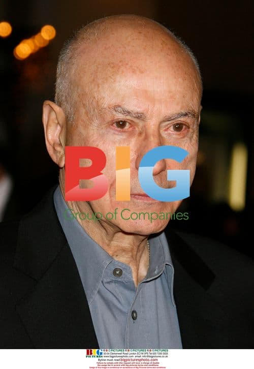 Alan Arkin at "Marley & Me" premiere in New York