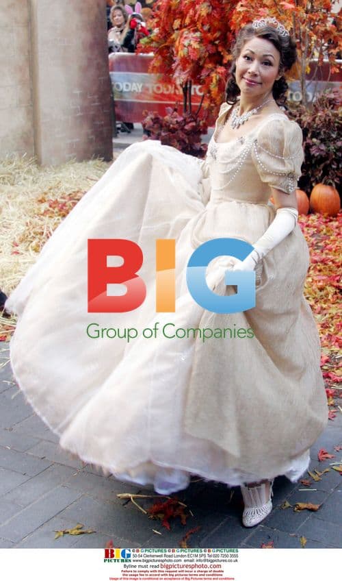 Ann Curry celebrates Halloween on "The Today Show"