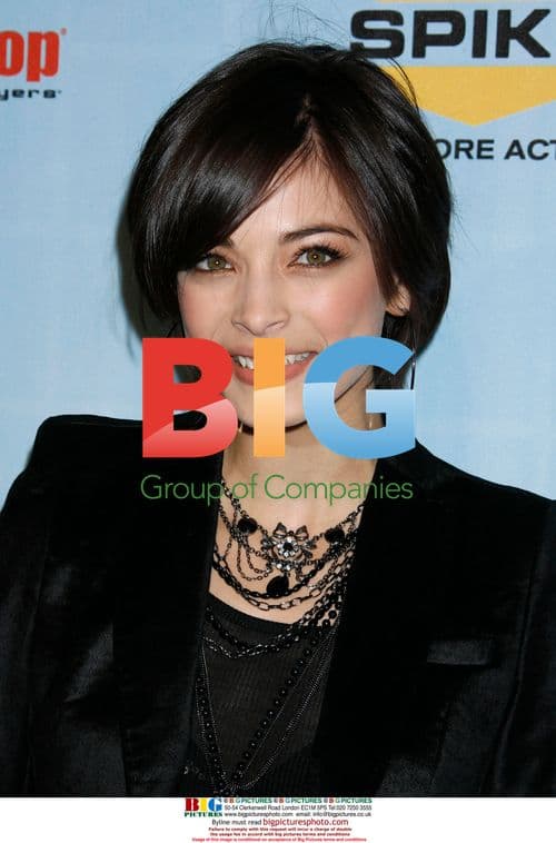 Kristin Kreuk at 2008 Video Game Awards