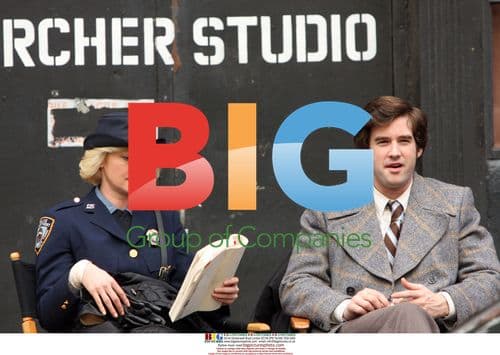 Gretchen Mol and Jonathan Murphy on 'Life on Mars' set