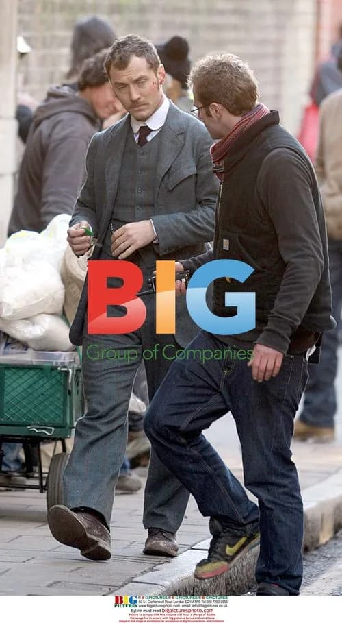 Sherlock Holmes cast on London set