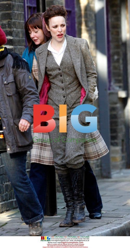 Sherlock Holmes Cast on Location