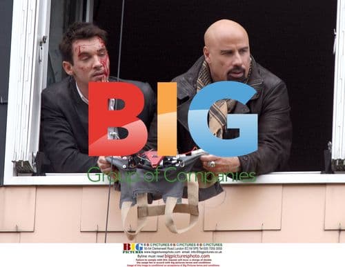 Travolta and Meyers Filming 'From Paris With Love'