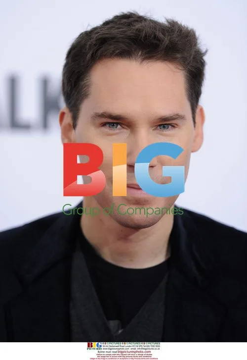 Bryan Singer attends "Valkyrie" premiere