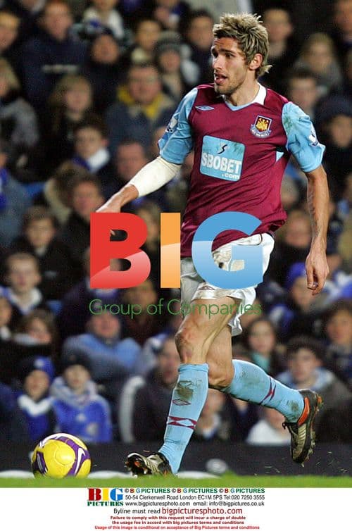 West Ham's Valon Behrami in action vs Chelsea