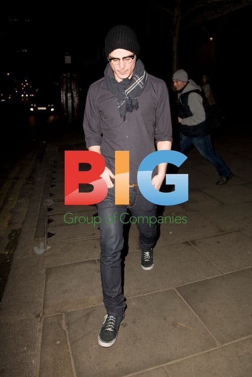 Josh Hartnett Departing Bungalow 8 After Rain Man Role