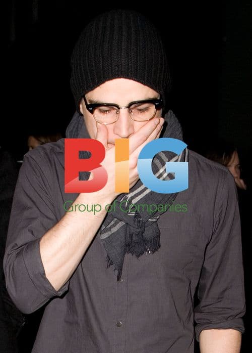 Josh Hartnett leaves Bungalow 8 at 5am