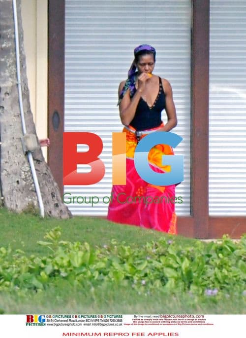 Barack Obama and Family on Hawaii Vacation