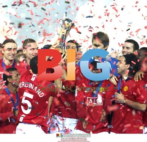 Manchester United win 2008 Club World Cup
