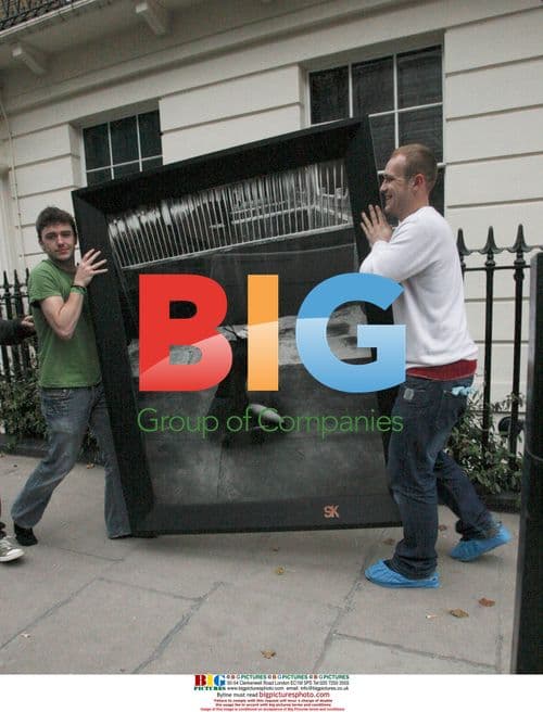 Madonna has removal men over in London