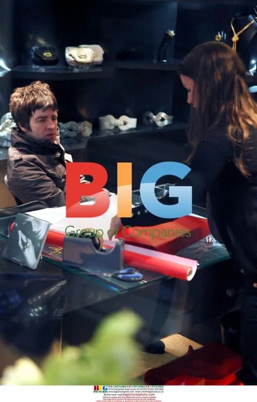 Noel Gallagher Spotted at Jewelry Shop in London