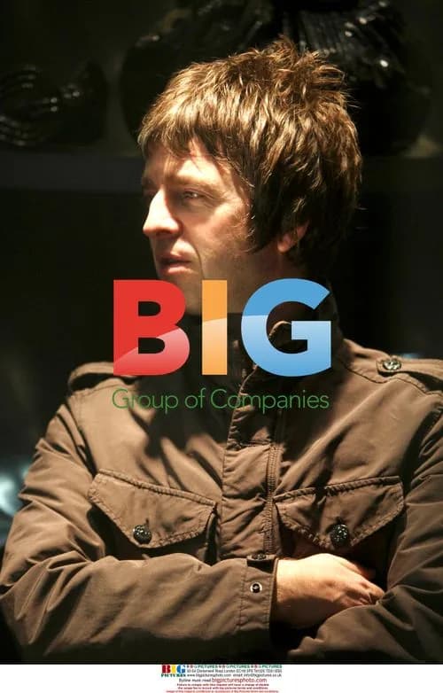 Noel Gallagher Spotted at Jewelry Shop in London