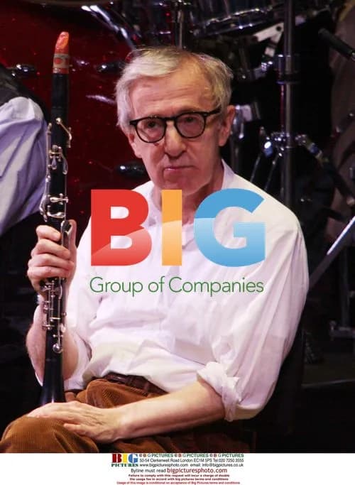 Woody Allen performs with New Orleans jazz band