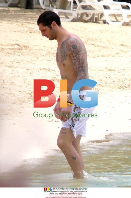 Inter Milan's Materazzi and family in Mauritius