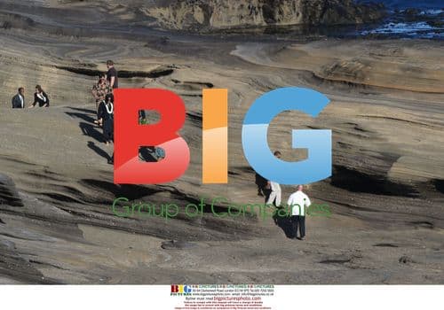 Obama and family hold private memorial in Hawaii