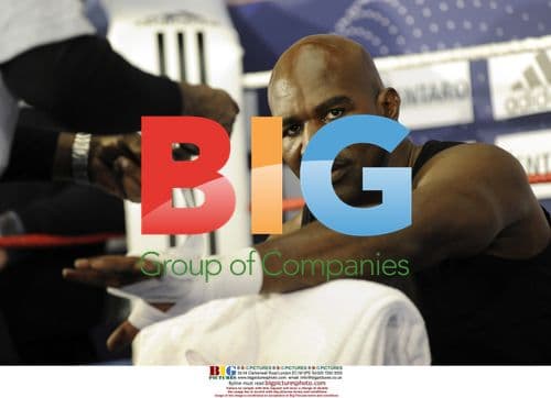 Evander Holyfield vs Nikolai Valuev WBA Heavyweight Title Fight