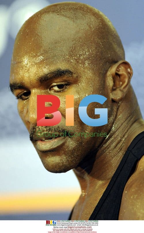 Evander Holyfield vs Nikolai Valuev WBA Title Fight