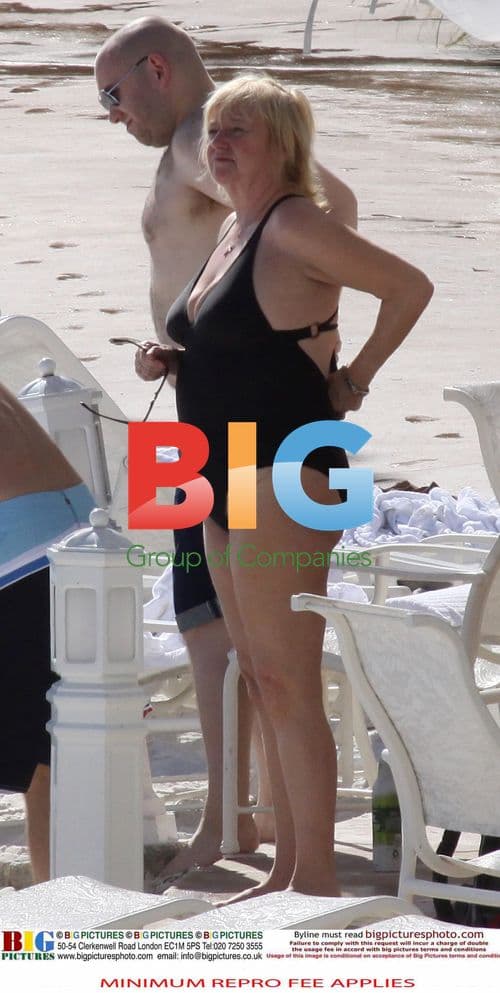 TV Hosts Judy Finnigan and Richard Madeley on Florida Beach