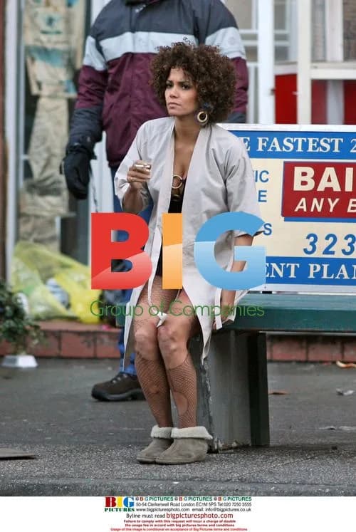 Halle Berry on set of Frankie and Alice