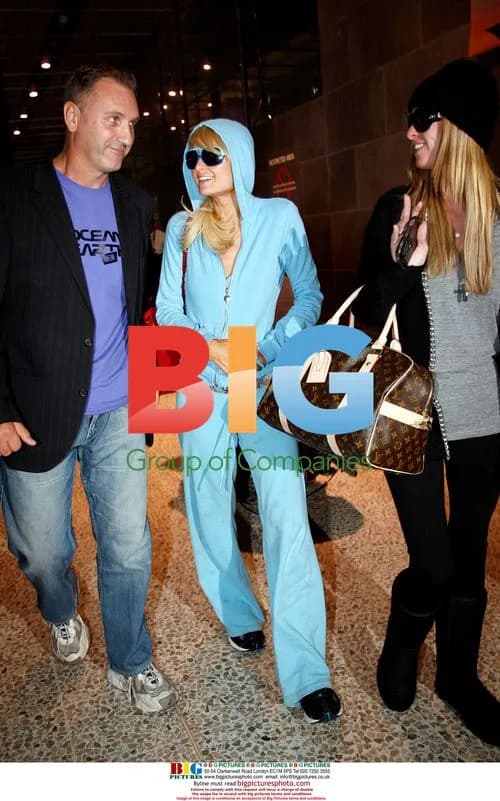 Paris Hilton and BFF Arrive in Melbourne