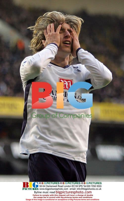 Luka Modric near miss in Tottenham vs. Fulham