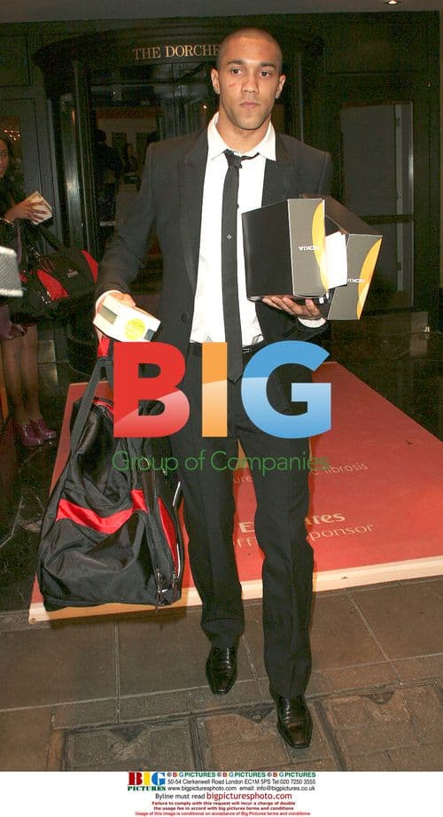 Celebs Leave Cystic Fibrosis Charity Event