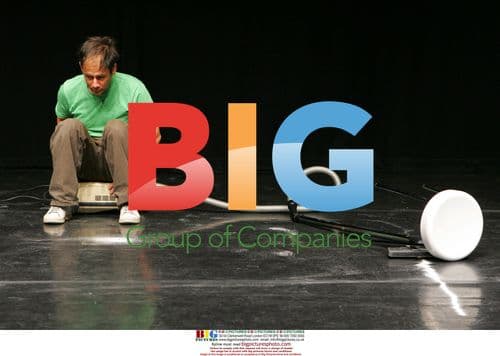 Dancers Jerome Bel and Frederic Seguette in "Nom donne par l'auteur"