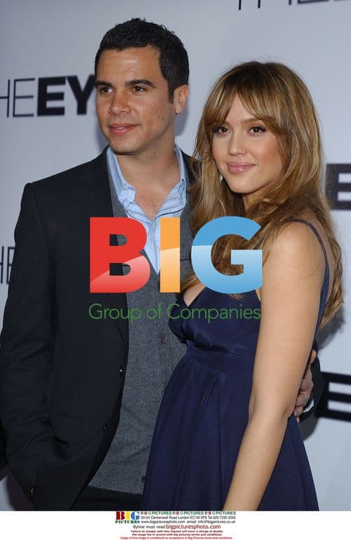 Jessica Alba and Cash Warren at 'The Eye' premiere