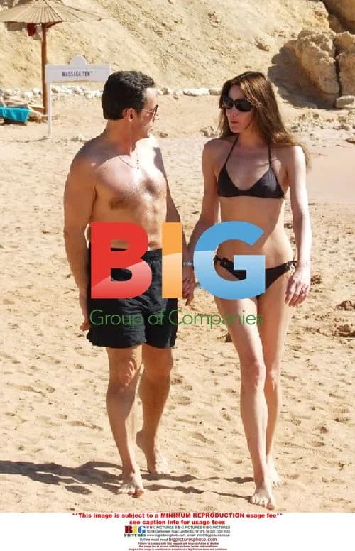 Sarkozy and Bruni on the Beach in Egypt