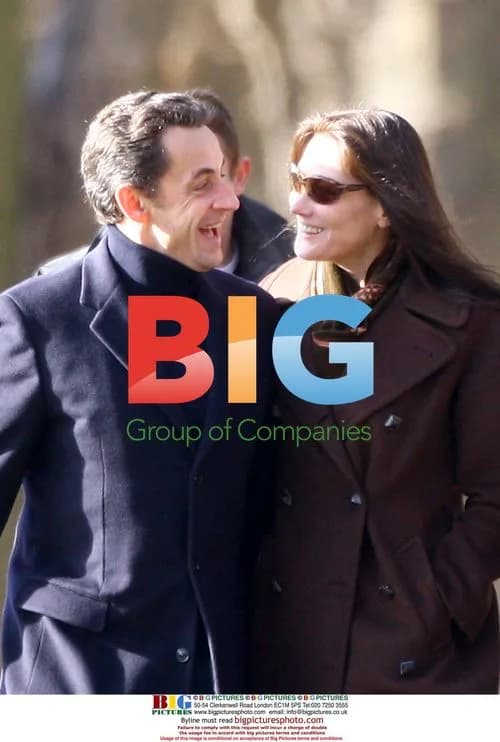 Newlyweds Sarkozy and Bruni Take Stroll in Versailles Park